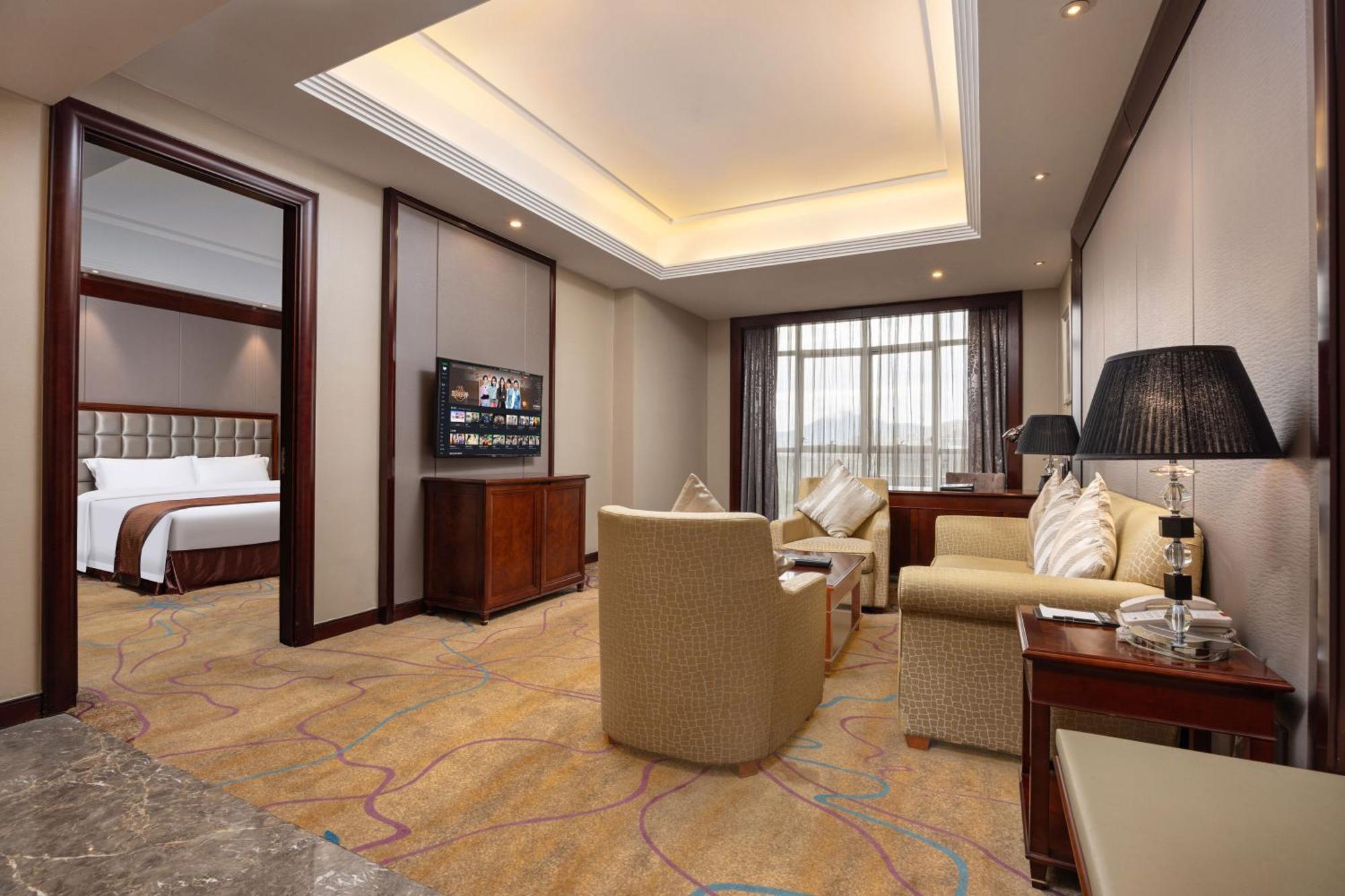 Shenzhen Baohengda International Hotel ภายนอก รูปภาพ