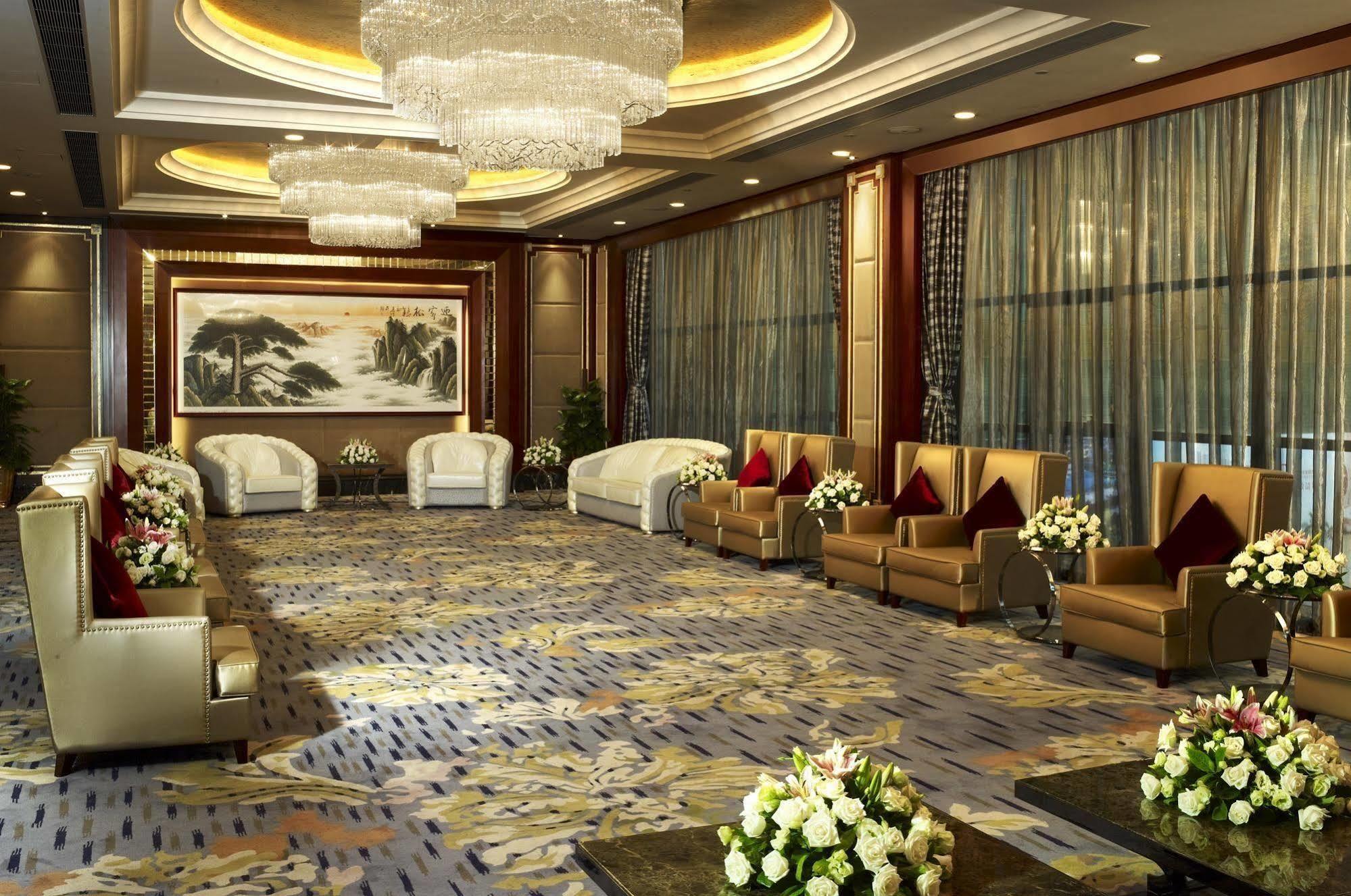 Shenzhen Baohengda International Hotel ภายนอก รูปภาพ